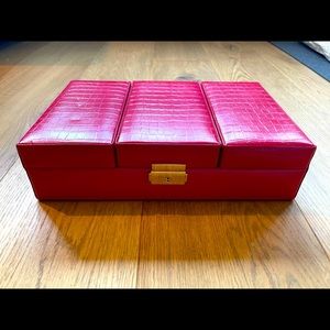 Beautiful Rowallan Red Leather Meryl Jewelry Box